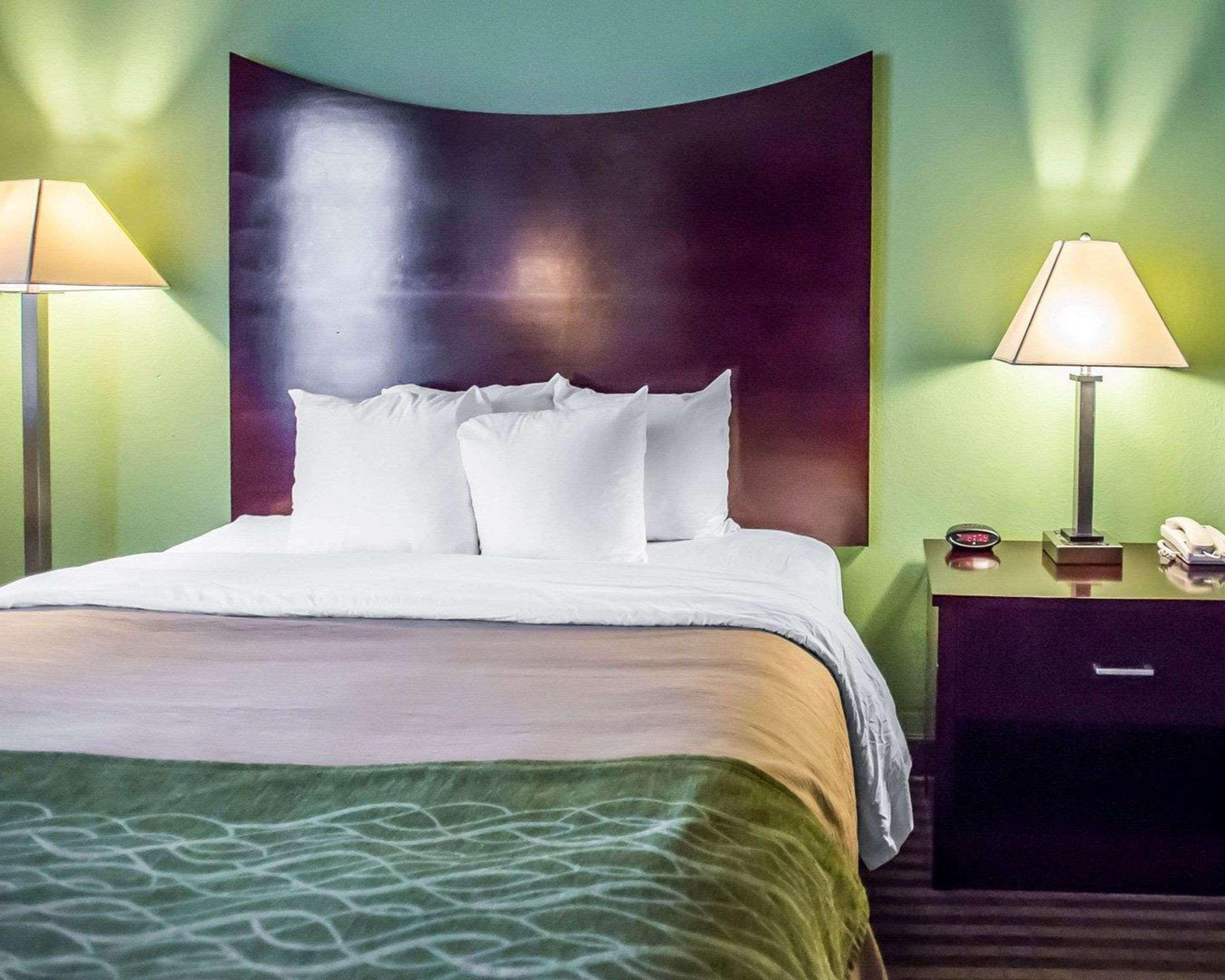 Quality Inn Mill Hall - Lamar Экстерьер фото
